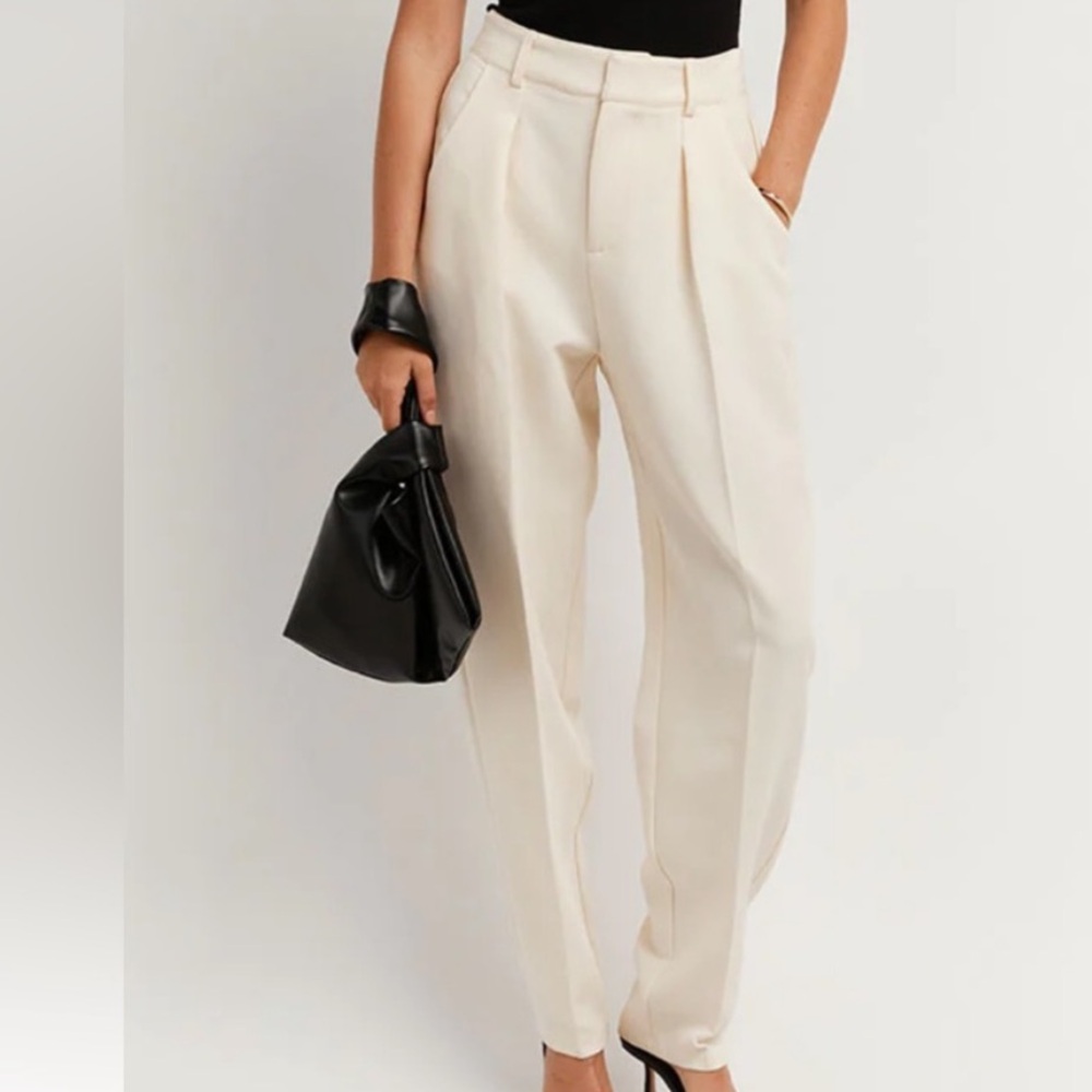DISSH JACKSON CREAM TAPERED LEG PANT